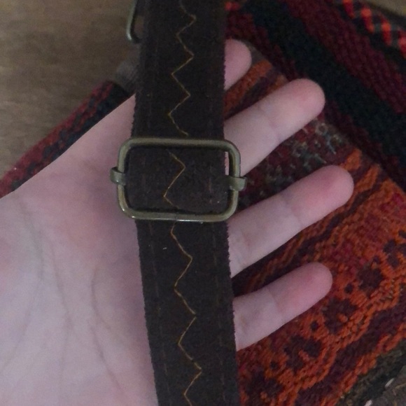 Handcrafted rug purse - Picture 4 of 6